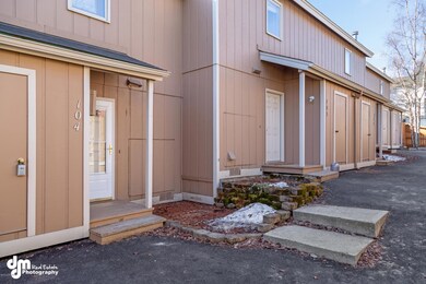 Exterior Front 4093-FULL