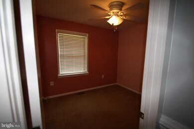 16410 Bond Mill Rd, Laurel, MD 20707 - photo 6