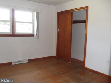 6240A Greenway Dr, Indian Head, MD 20640 - photo 5