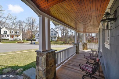 854 Shady Dr SE, Vienna, VA 22180 - photo 4