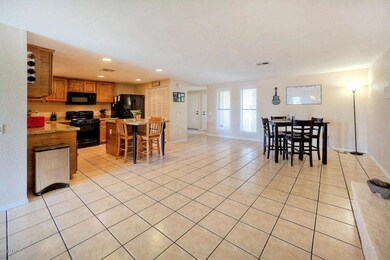 2210NLongmore05