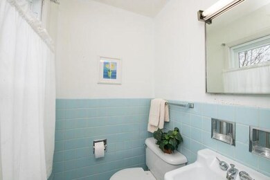 2427 Chestnut St, Waukegan, IL 60087 - photo 7