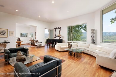 Living Rm