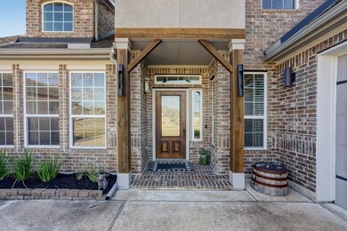 8006 Cullen Estates Dr, Pearland, TX 77584 - photo 2