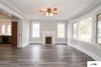 714 Wyatt Ave, Lincoln, IL 62656 - photo 7