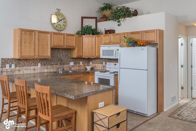 5709 Sapphire Loop Anchorage-large-010-K