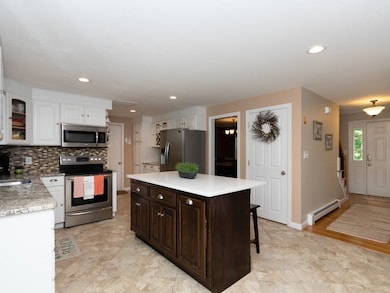 33 Miller St, Franklin, MA 02038 - photo 3