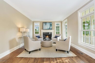 21 Summit Rd Riverside CT-large-001-9-00