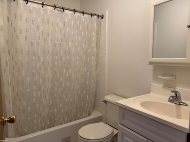 8755 Sterling St, Center Line, MI 48015 - photo 6