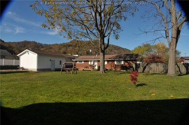 408 87th St, Charleston, WV 25315 - photo 4