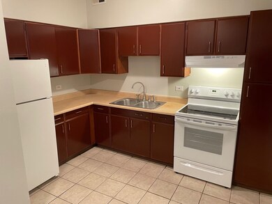 126 N Genesee St unit 2, Waukegan, IL 60085 - photo 2