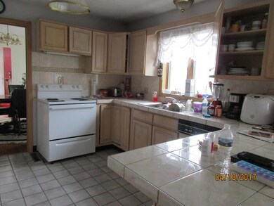 55 N Greenbriar Rd, Drums, PA 18222 - photo 4