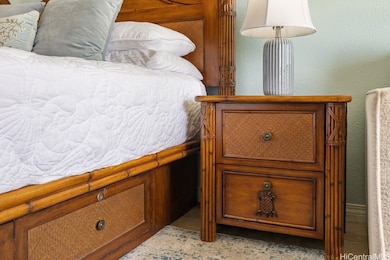 Queen bed drawers and night stand (enchanced)