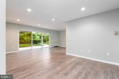 3535 Chevy Chase Lake Dr unit 108, Chevy Chase, MD 20815 - photo 3