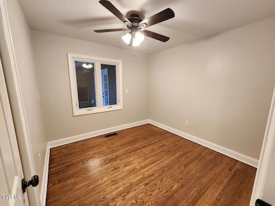 524 Haven Dr, Kingsport, TN 37663 - photo 6