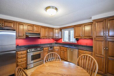 16 Griffiths Dr, Durham, NH 03824 - photo 6