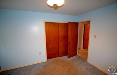 1109 SW Armagh St, Topeka, KS 66611 - photo 6