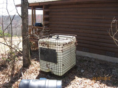 Stationary water tank