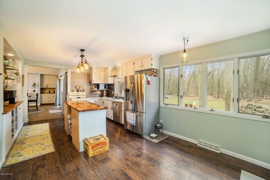 13364OakCrest