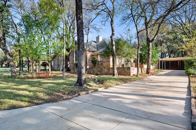 825 Newport Rd, Fort Worth, TX 76120 - photo 2