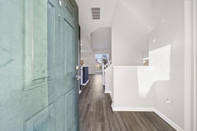 843 Mystic Pointe Dr unit 843, Lewis Center, OH 43035 - photo 6