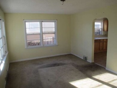 2216 Jethro Ave, Zion, IL 60099 - photo 2