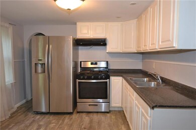 10 Largo Rd, Warwick, RI 02886 - photo 3