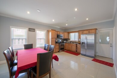 26 Winsor St, Fairhaven, MA 02719 - photo 4