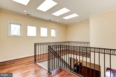 3502 Pinetree Terrace, Falls Church, VA 22041 - photo 7