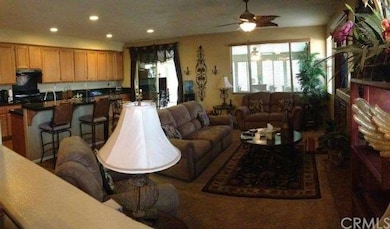 Family room/Kitchen