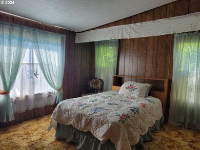 479 Heather Ln, Roseburg, OR 97471 - photo 7