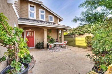 Front private courtyard for entertaining guests wi