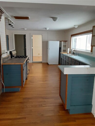 1506 E Hill Rd, Andover, VT 05143 - photo 4