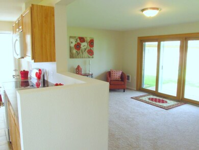 8640 Pepperidge Ln SE, Yelm, WA 98597 - photo 6