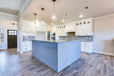 1702 Pine Valley St, San Angelo, TX 76904 - photo 3