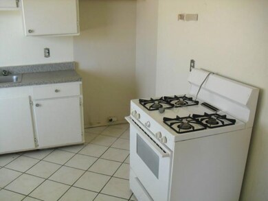 7702 Corozal Dr, El Paso, TX 79915 - photo 4