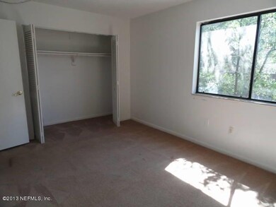 739 Oaks Field Rd, Jacksonville, FL 32211 - photo 7