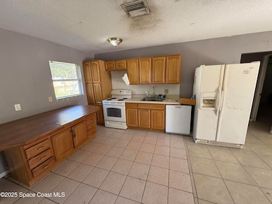 2320 Allan Adale Rd, Melbourne, FL 32935 - photo 2