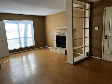 2100 Wilcrest Dr unit 114, Houston, TX 77042 - photo 3