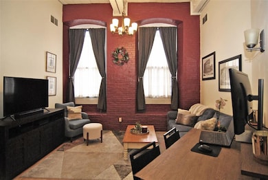 Emerson Mills unit M4, Pembroke, NH 03275 - photo 2