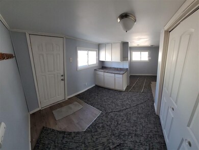 903 W Race St, Portland, IN 47371 - photo 7