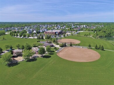 620 Lake Plumleigh Way, Algonquin, IL 60102 - photo 4