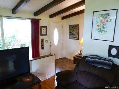 955 SE Evergreen Dr, Chehalis, WA 98532 - photo 4