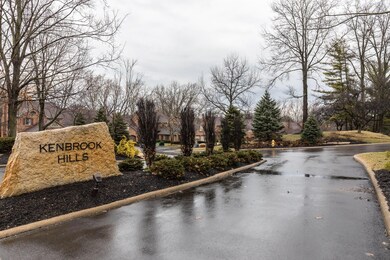 1251 Kenbrook Hills Dr-01