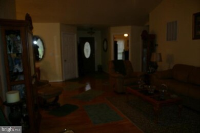 110 Butler Cir, Locust Grove, VA 22508 - photo 6