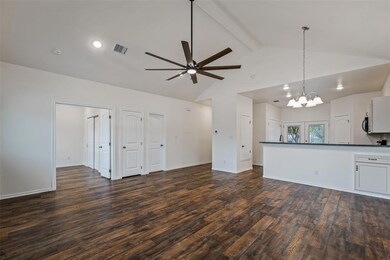 2633 Quail Run Trail, Granbury, TX 76048 - photo 5