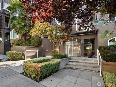 1029 Belmont Ave E unit 305, Seattle, WA 98102 - photo 2