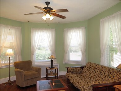 19 Pitman St, Providence, RI 02906 - photo 6