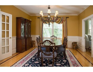 73 Smith St, Wellesley, MA 02482 - photo 5