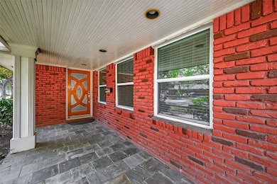 5111 Creekbend Dr, Houston, TX 77035 - photo 2